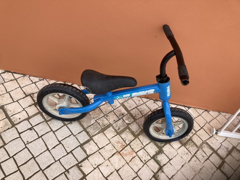 Andador para crianças em bom estado