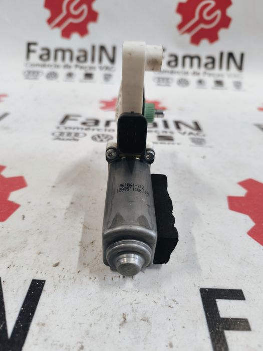 Motor Elevador de Vidro Frente Esquerdo - A61041-112