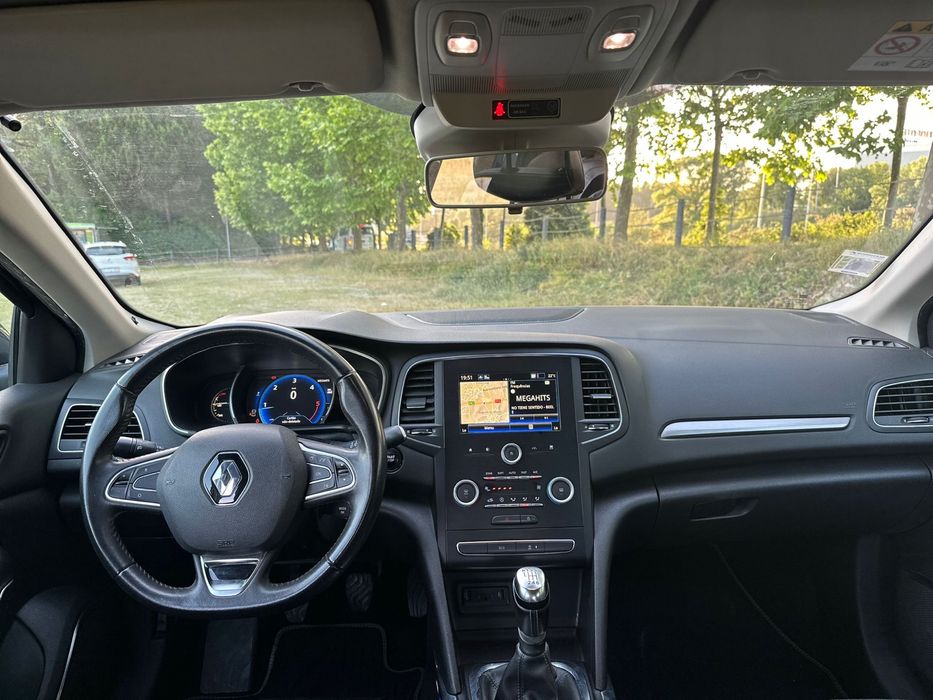 Megane lV 1.5Dci 02/2016 NACIONAL Manutenção na Renault