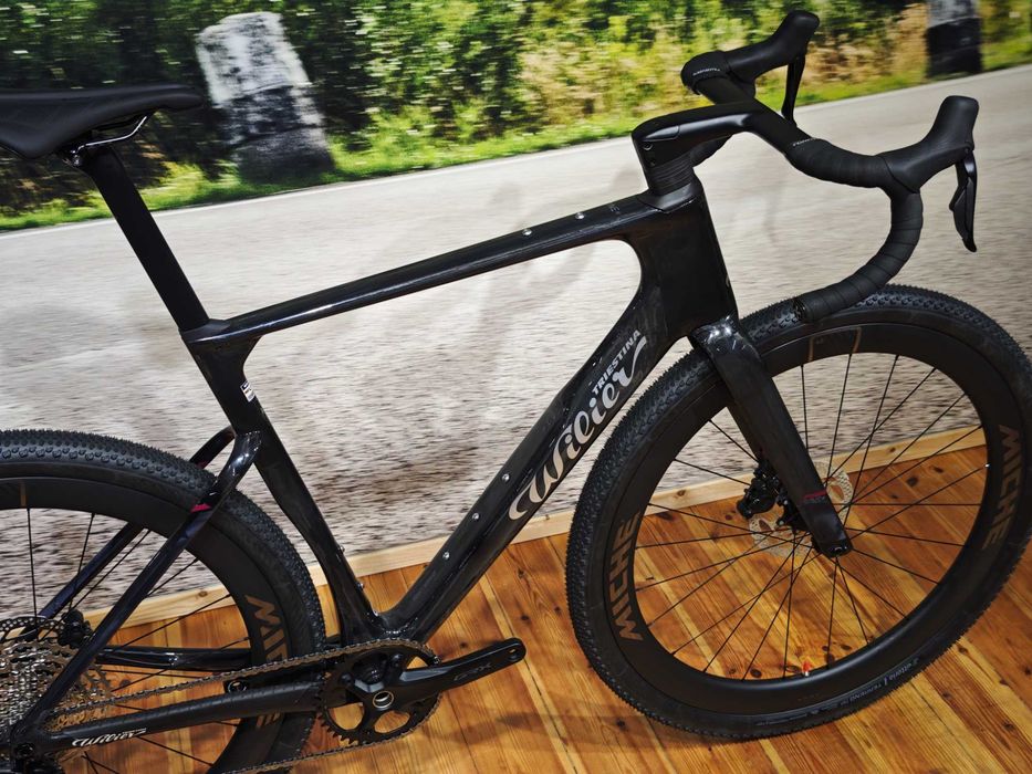 Nowy rower gravel Wilier RAVE SLR ID2 GRX 1x12Di2 MICHE AERO Velopolis