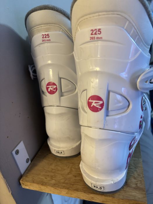 Buty narciarskie rossignol r. 22,5 , skorupa 265