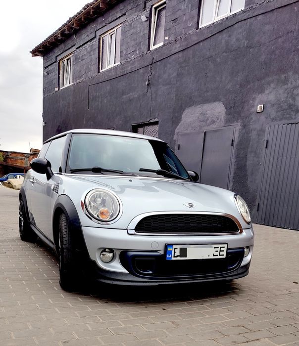 Продам Mini Cooper
