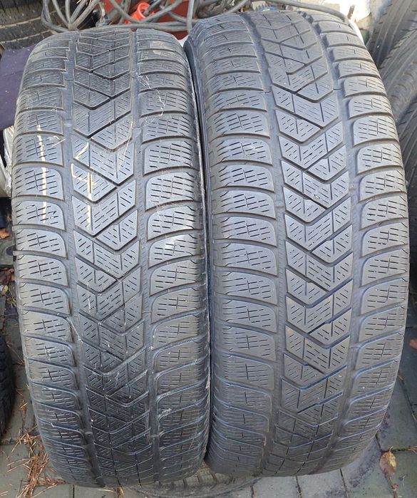 Opony zimowe  215/65 R17 Pirelli