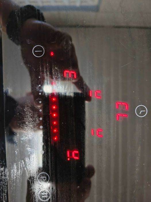 Płyta indukcyjna AMICA PBF4VI512FTB4S
