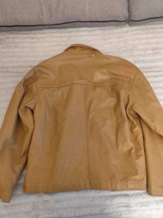 Шкіряна. куртка.