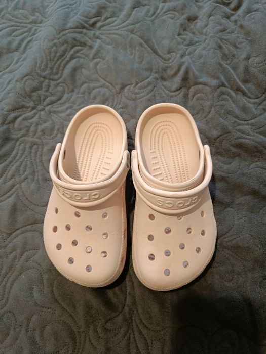 Crocs для дівчинки j1