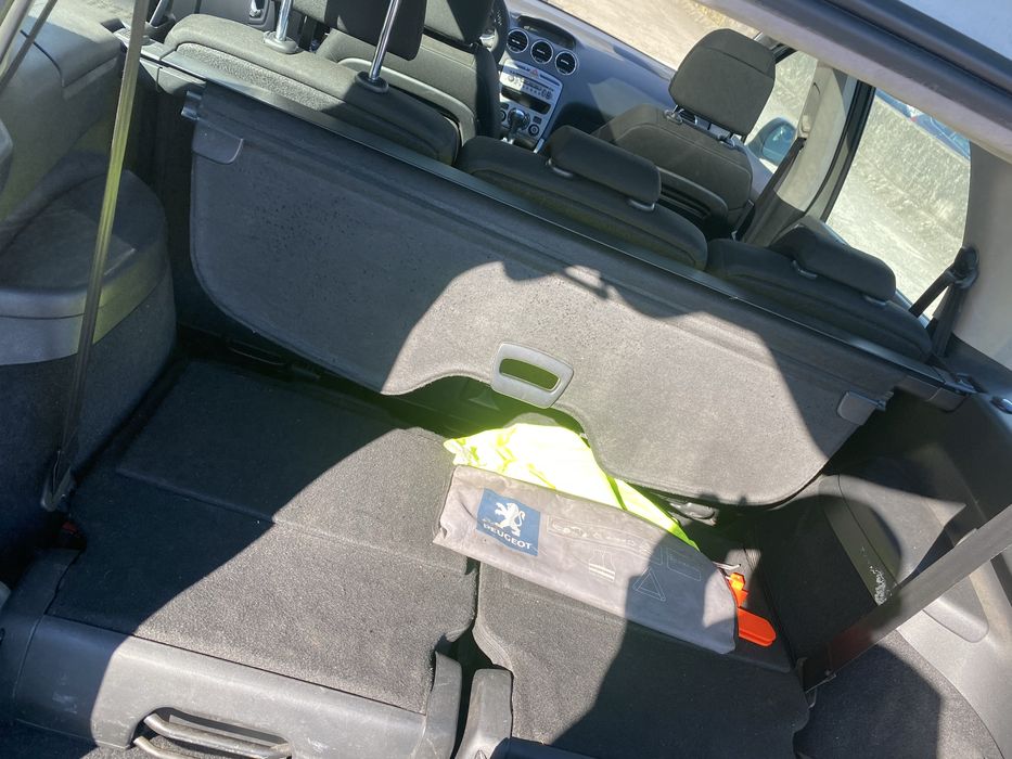 Peugeot 308 1.6 HDI SW (7 lugares)