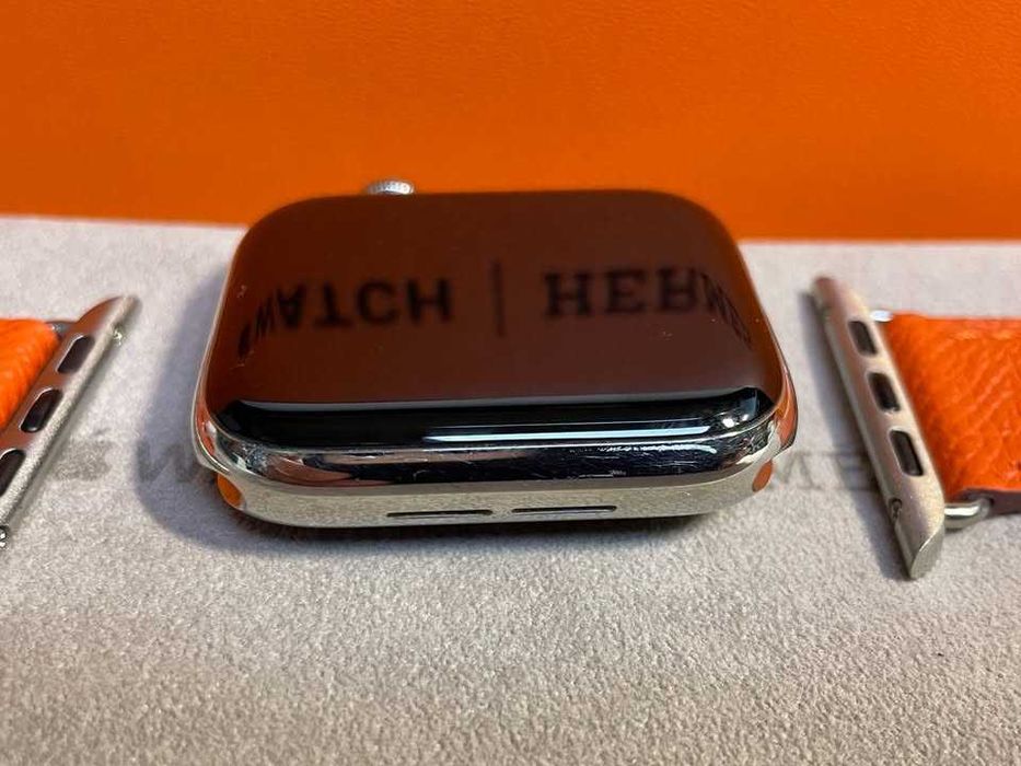 Apple Watch Hermes Series 6 GPS + Cellular 44mm em Aço