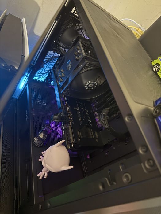 PC Gaming Ryzen 7 5700X + RX 6700 XT 12 GB + 16GB RAM