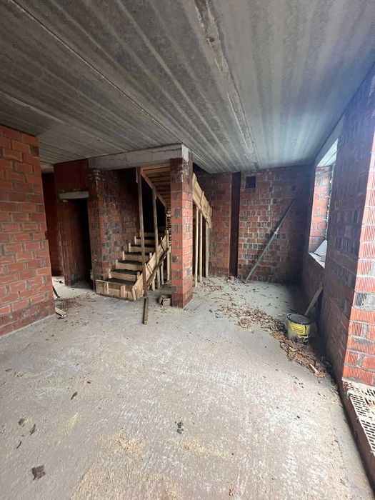 ВСТИГНИ купити  таунхаус в центрі міста Ірпінь.  КМ B-HILLS 90000