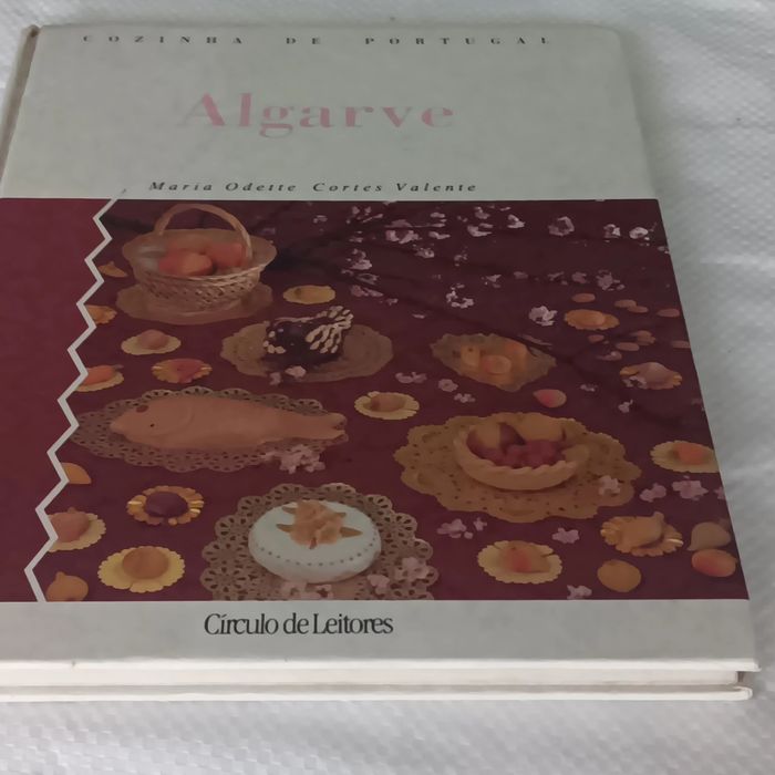 Vendo livro de culinária