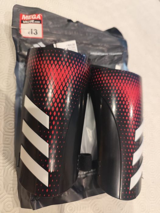 Caneleiras Adidas de criança