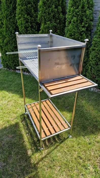 Grill ogrodowy ze stali nierdzewnej