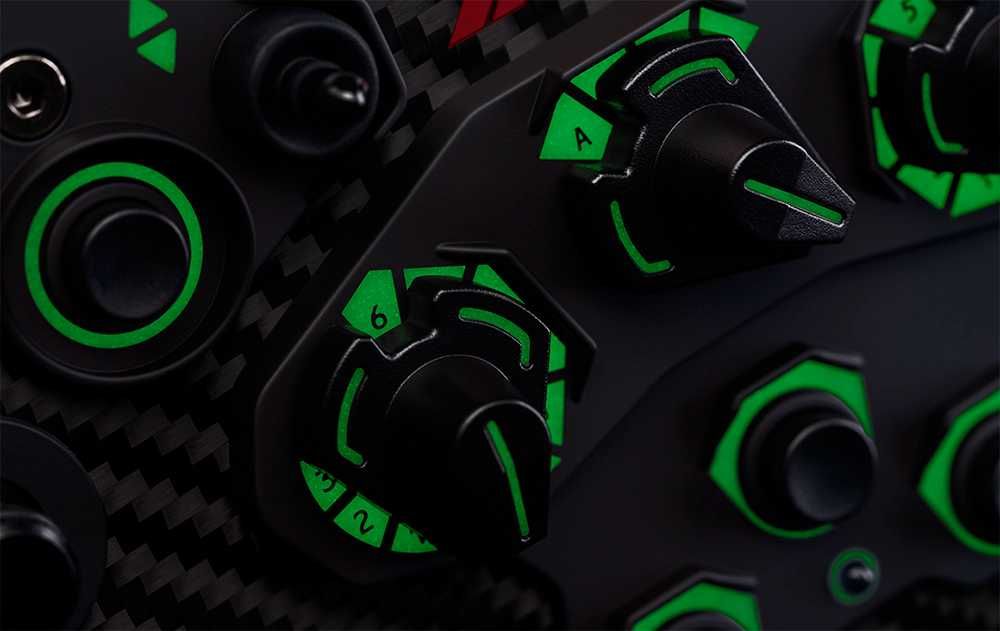 FANATEC SUPER LIMITADO - ClubSport Steering Wheel F1® V2.5 NOVO QR2