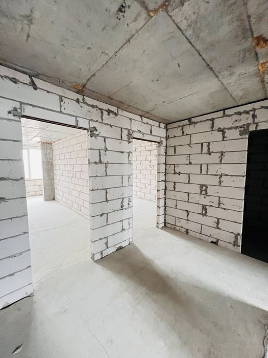 Центр! Видова 3 кімнатна квартира в новобудові  біля Любави