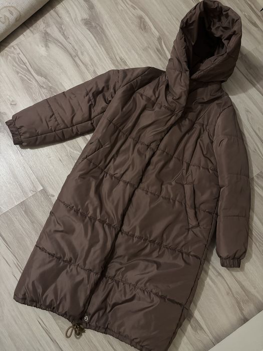 Продам зимову куртку в гарному стані