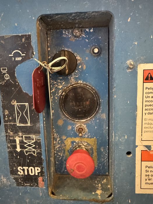 Plataforma Elevatoria 12mt (usada) Tesoura