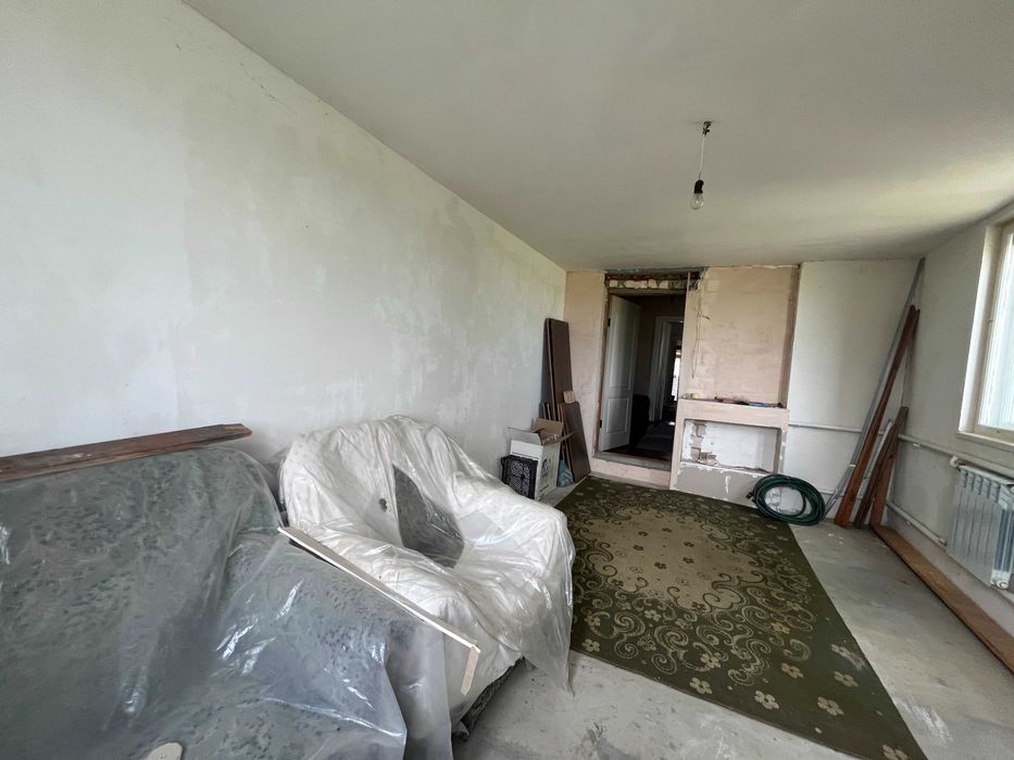 Продам півбудинку с. Гоголів 60м