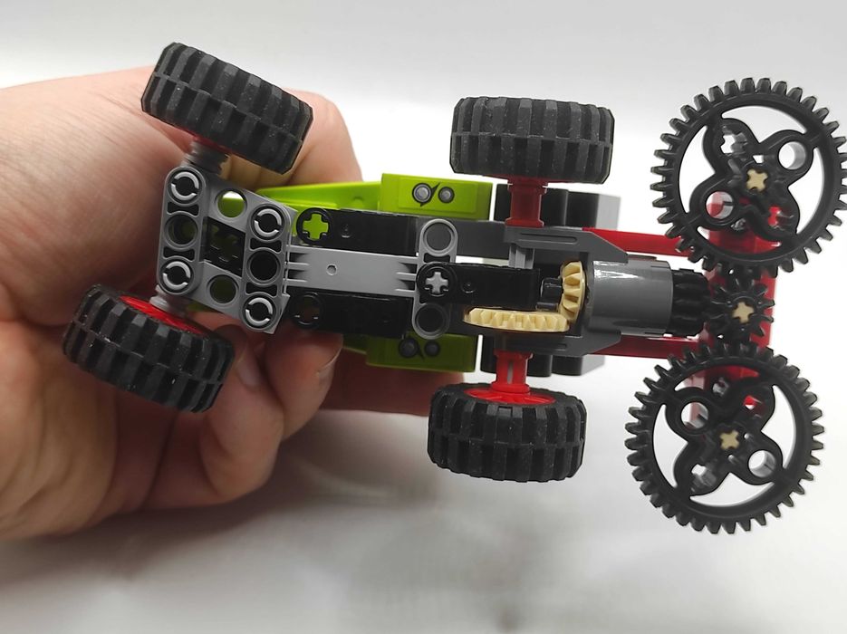 Klocki LEGO Technic 42102 Mini CLAAS XERION + instrukcja #593