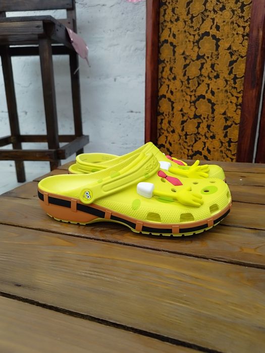 Крокси купити. Крокси Salehe. Оригінальні Crocs echo. Взуття Літо