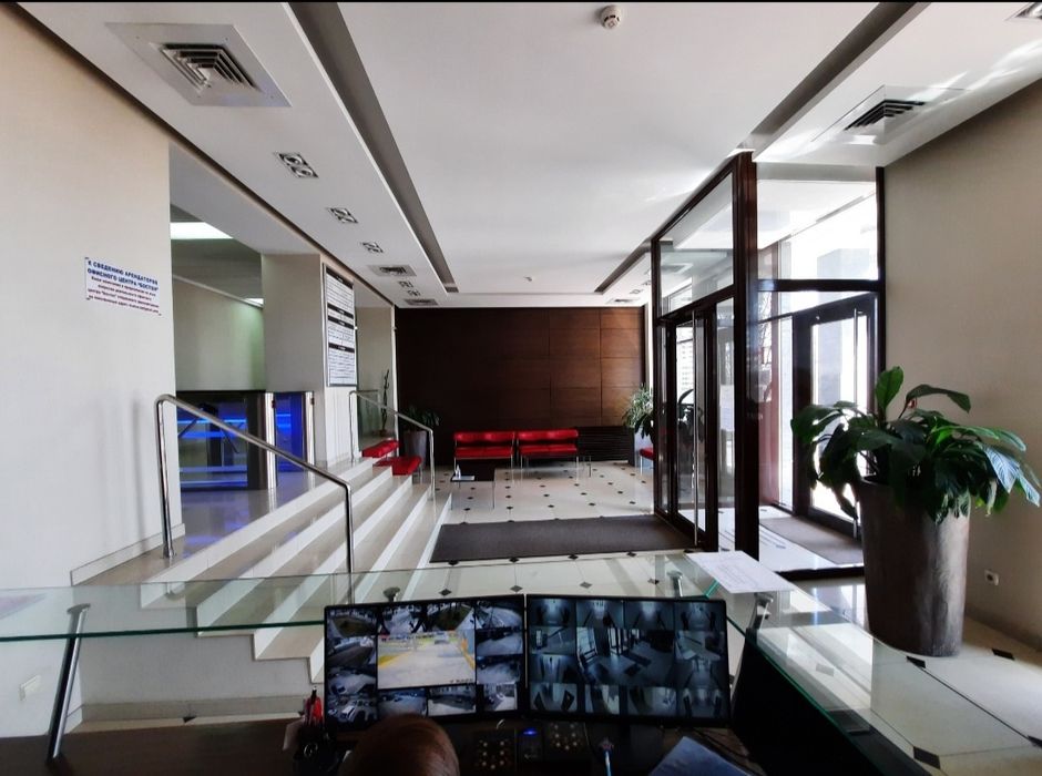 Сдам б/к свой  офис 27м2 в  ОЦ Бостон, В.Дубинина,8,Гагарина,Казакова