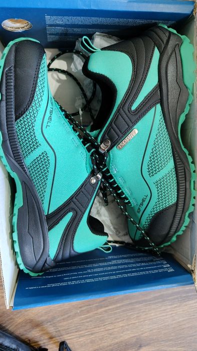 Mountain warehouse buty nowe ,nigdy nie używane ,rozmiar 38