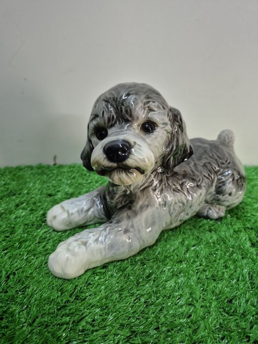 Duża porcelanowa figurka szczeniaka Pudelka GOEBEL