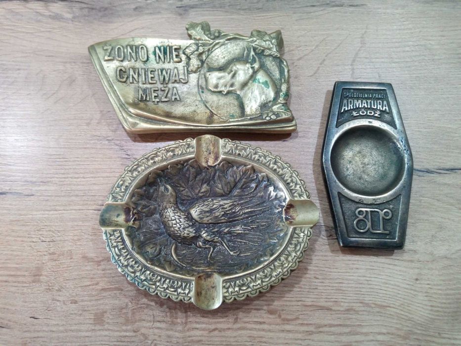 Popielniczki mosiężne