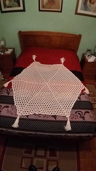 toalha de mesa em renda feita á mão 2