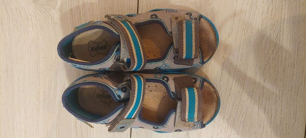 Kapcie buty chłopięce befado sandałki rozmiar 23