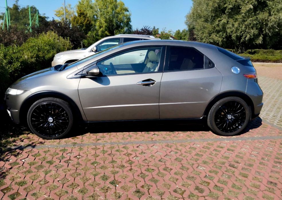 Honda Civic UFO2.2 D\140 KM\Manual   Bogata Opcja\Panorama\Grzane fote