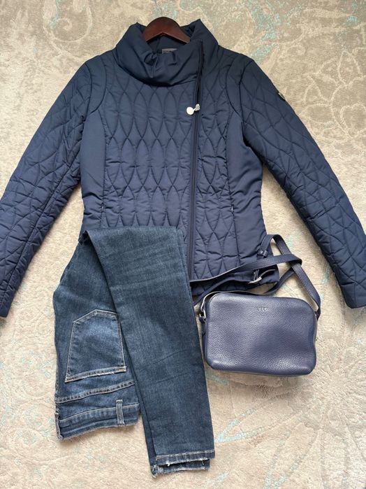 Комплект куртка EA7 утеплена , джинси , сумка розмір м