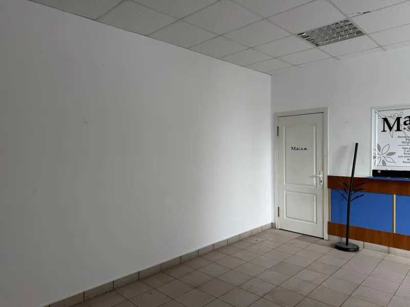 ОРЕНДА – приміщення 1-го поверху площею 50,60 м²  смт. Товсте