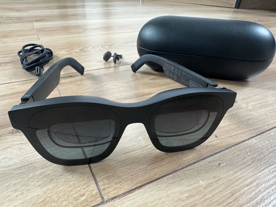Окуляри Xreal Air 2 PRO в ідеальному стані