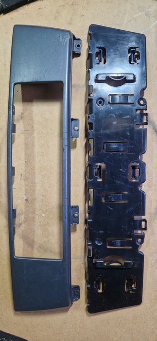 Накладка бампера під номерний знак audi a3 8p