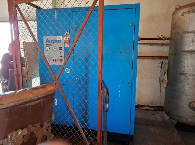 Kompresor śrubowy model S250 AIRPOL - Syndyk sprzeda