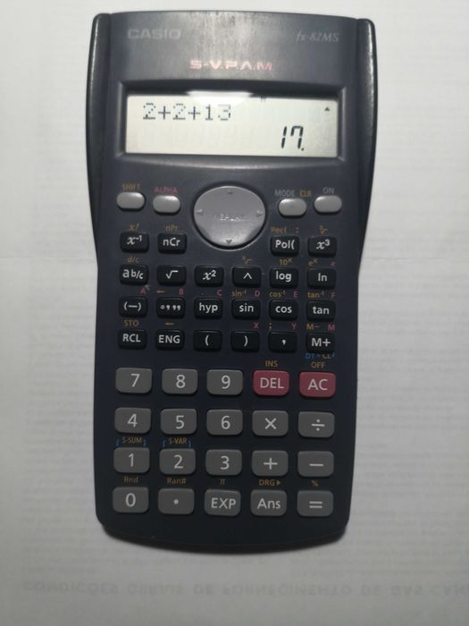 Calculadora Cientifica CASIO fx-82MS