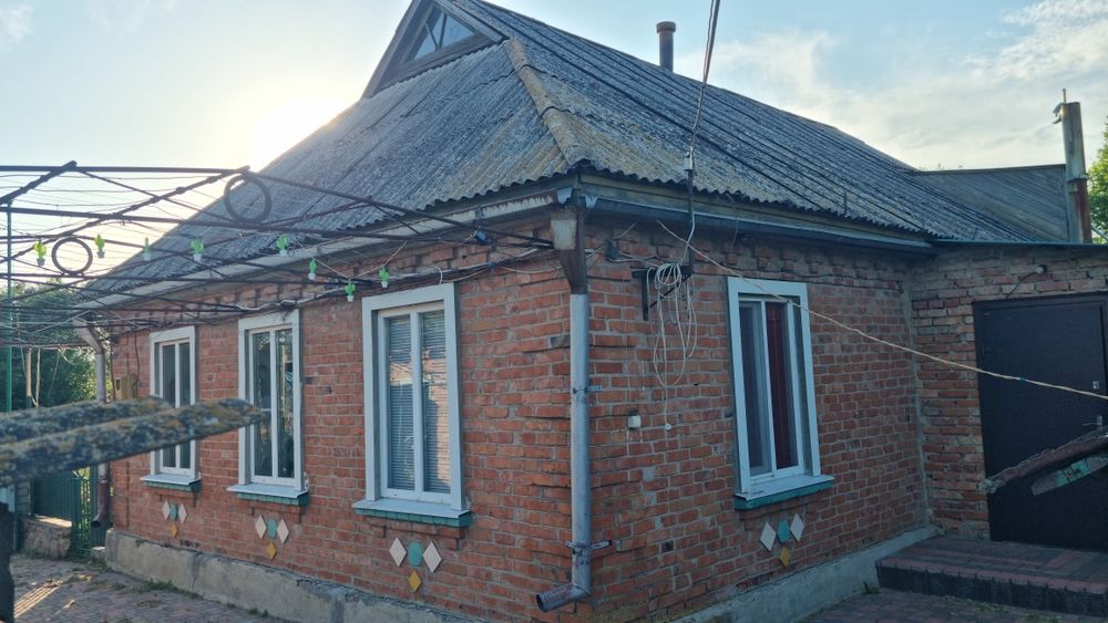 Продаж будинку 100 кв м з меблями та технікою біля Кропивницького