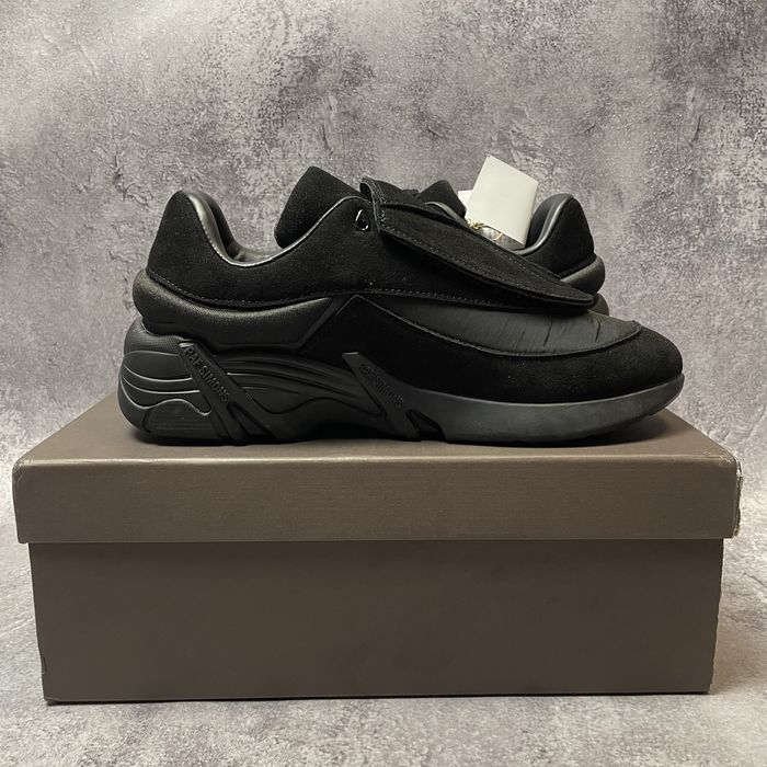 В НАЯВНОСТІ Adidas x Raf Simons Antei runner