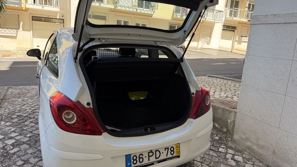 Opel Corsa comercial 2014