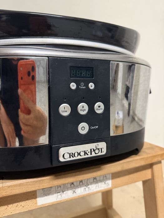 Crock-Pot Digital Slow Cooker — usada 1 vez!