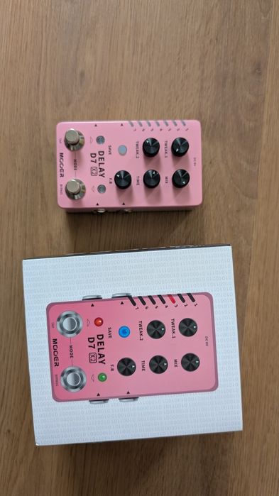 Pedal de Guitarra Mooer D7 X2 Delay