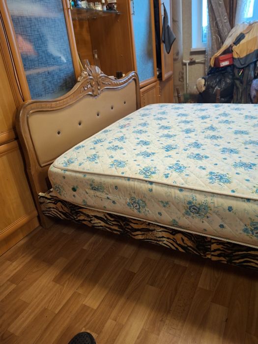 Продам арабську кровать