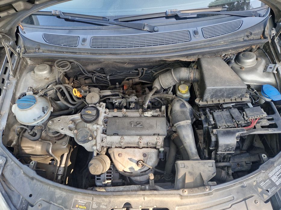 Słupek silnika silnik Fabia II 1.2 12v BZG