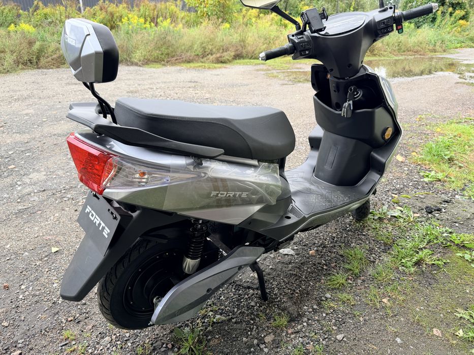 Електроскутер Forte HAWK Grey