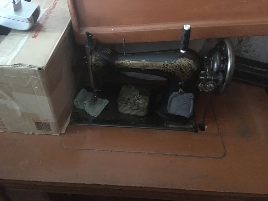 Швацька машина «Госшвеймашина»привід від ноги