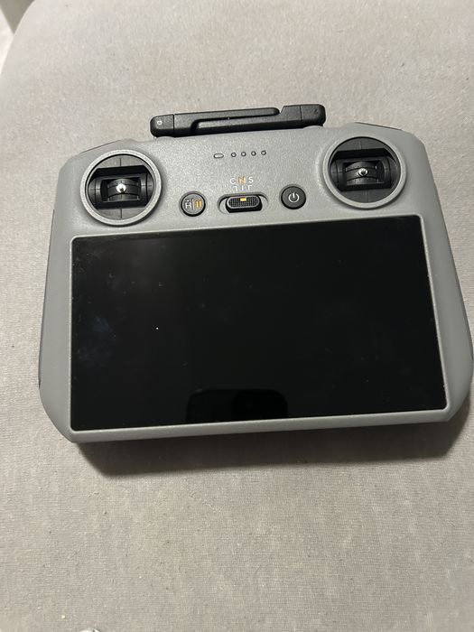 Dji mini 4 pro stan idealny