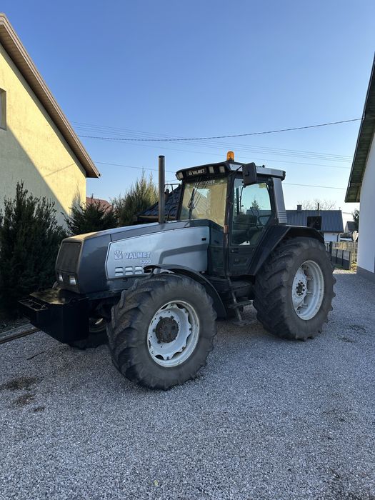 Ciaknik Valtra 8300 ,1992 rok ,140KM