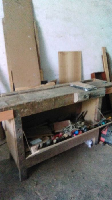 Vendo banco de madeira de carpinteiro