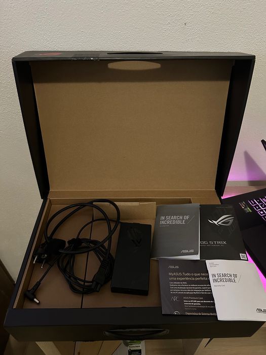 Portátil Asus Rog strix G15 G513IE / Ryzen 7 / Rtx 3050TI